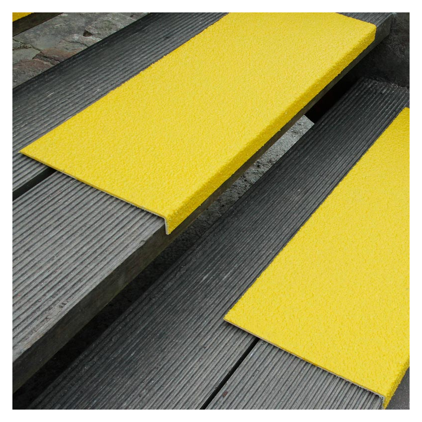 Accessibilité ERP Nez de marche en fibre de verre long - 42 - NDM verre long