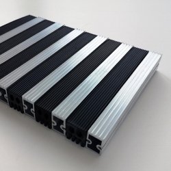 Tapis d'entrée sur structure aluminium