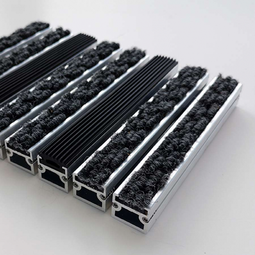 Tapis aluminium caoutchouc/aiguilleté - Tapis aluminium Tapis aluminium caoutchouc/aiguilleté - Tapis aluminium