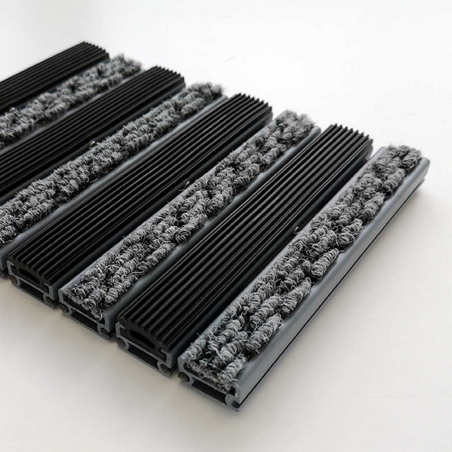 Tapis structure plastique caoutchouc/aiguilleté - Tapis aluminium Tapis structure plastique caoutchouc/aiguilleté - Tapis aluminium