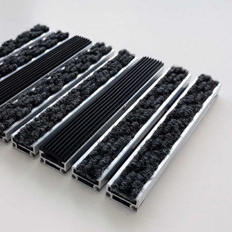 Tapis d'accueil aluminium caoutchouc/aiguilleté - Tapis aluminium Tapis d'accueil aluminium caoutchouc/aiguilleté - Tapis aluminium