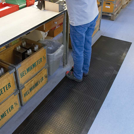 Tapis résistant produits chimiques - option ESD - Tapis antifatigue et de sécurité Tapis résistant produits chimiques - option ESD - Tapis antifatigue et de sécurité