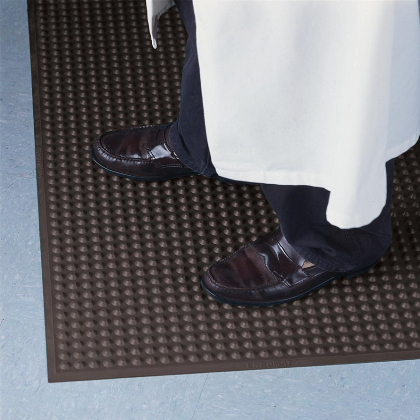 Tapis résistant produits chimiques - option ESD - Tapis antifatigue et de sécurité Tapis résistant produits chimiques - option ESD - Tapis antifatigue et de sécurité