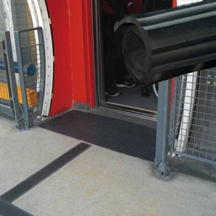 Tapis caoutchouc antidérapant - Tapis antifatigue et de sécurité Tapis caoutchouc antidérapant - Tapis antifatigue et de sécurité