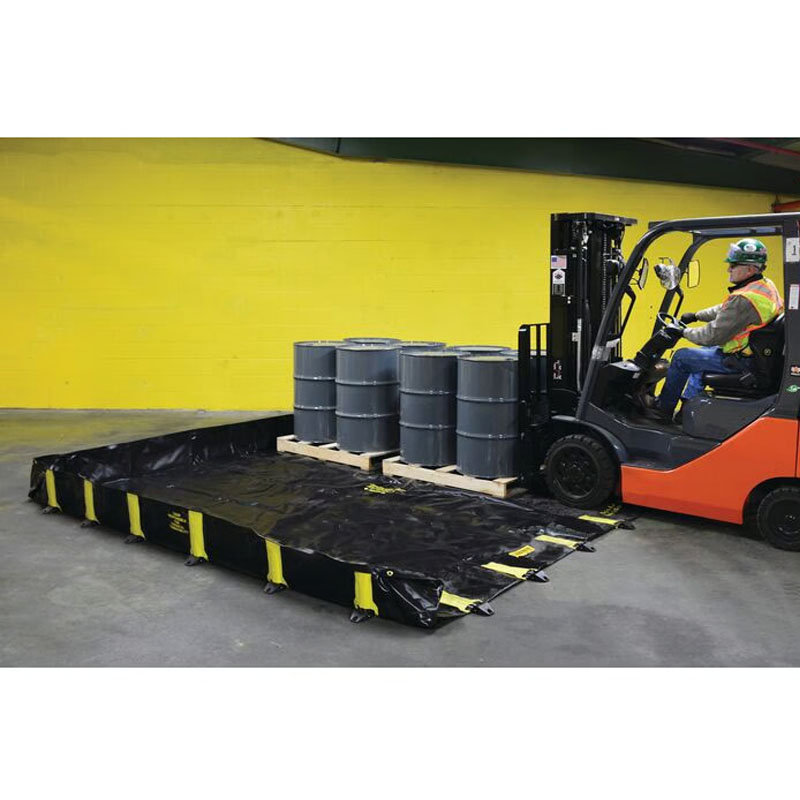 Protection de sol et stockage industriel Bac de rétention souple pliable avec équerres - 981.264 - Rigid-Lock Quickberm