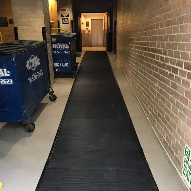 Tapis d'entrée commerce Tapis d'entrée rainuré antidérapant - 1782 - Frontrunner SB