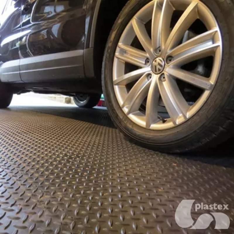 Tapis et revêtements de sols Dalle PVC Antidérapante Noir - 346.8 - Plastex Chex