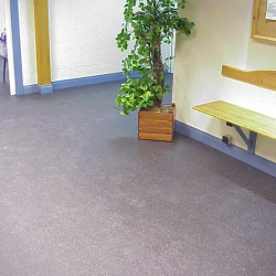 Tapis et revêtements de sols Dalle caoutchouc résistant pour vestiaire de patinoire 100×100cm - 0 - SOLIDSPORT