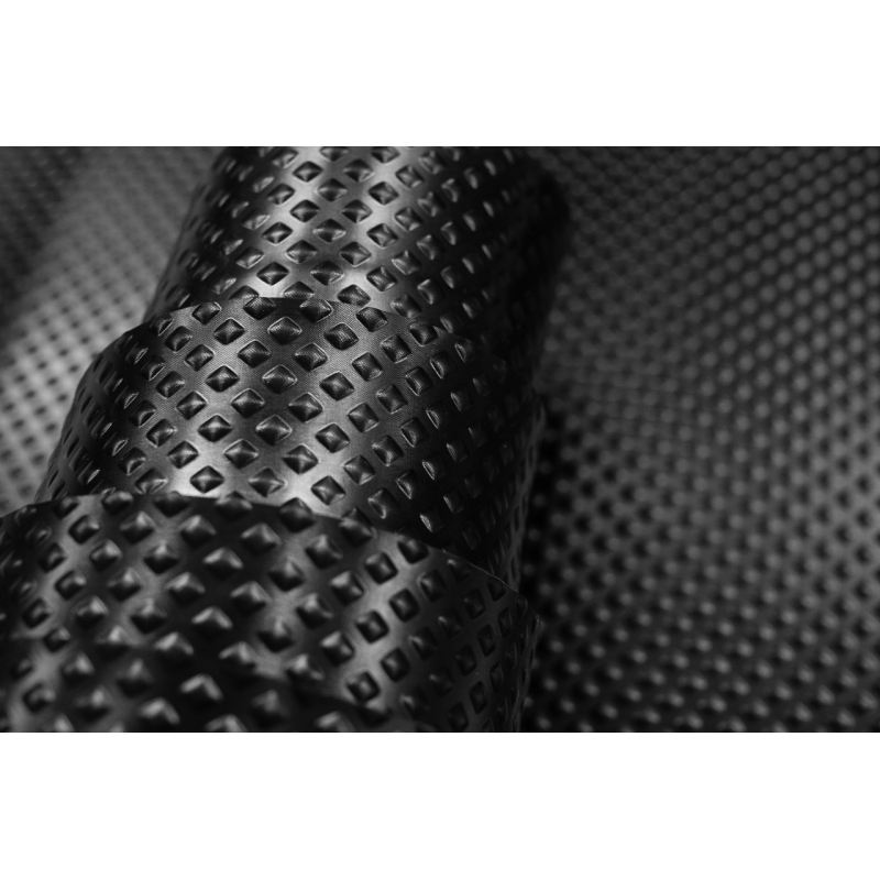 Tapis ergonomique avec bords chanfreinés pour sécuriser les postes de travail en locaux industriels